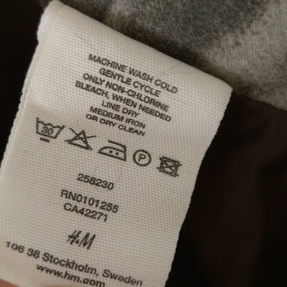 H&M Skirt sage green with Gold accents sz 4 - Picture 10 of 10